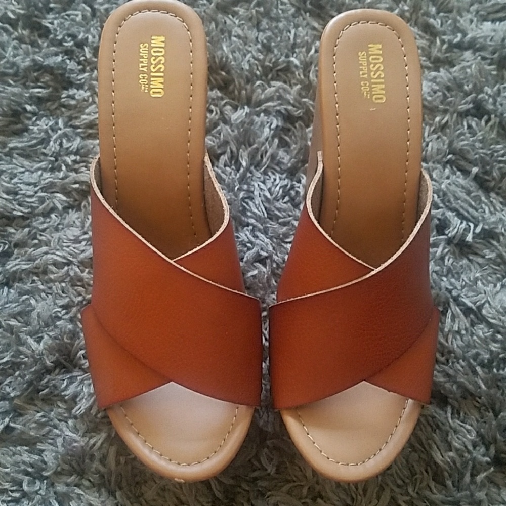 Tan wedges